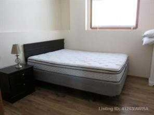 804 10 Street, Fox Creek, AB - Indoor Photo Showing Bedroom
