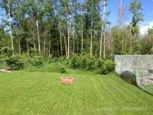 804 10 Street, Fox Creek, AB - Outdoor