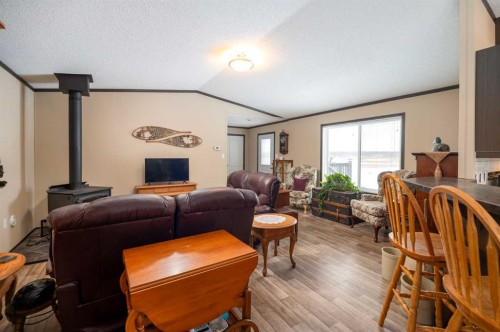 218-660022 Range Road 225.5, Athabasca, AB - Indoor Photo Showing Living Room