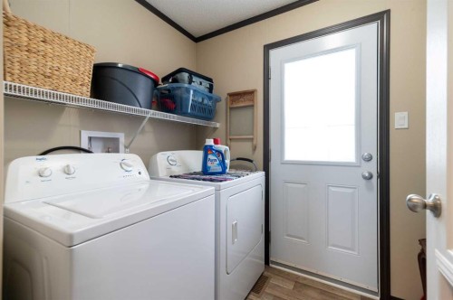 218-660022 Range Road 225.5, Athabasca, AB - Indoor Photo Showing Laundry Room