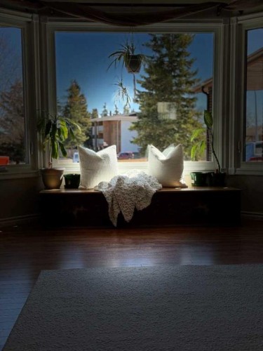 5722 11 Avenue, Edson, AB - Indoor Photo Showing Other Room