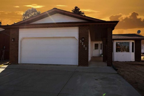 5722 11 Avenue, Edson, AB - Outdoor