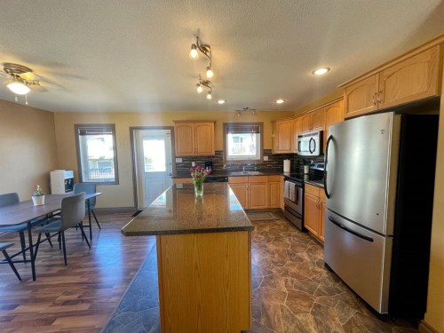4108 16 Avenue, Edson, AB - Indoor Photo Showing Other Room