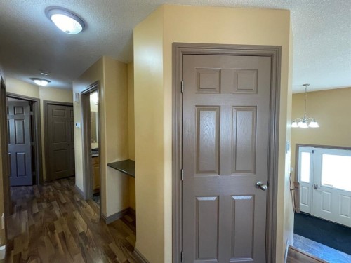 4108 16 Avenue, Edson, AB - Indoor Photo Showing Other Room