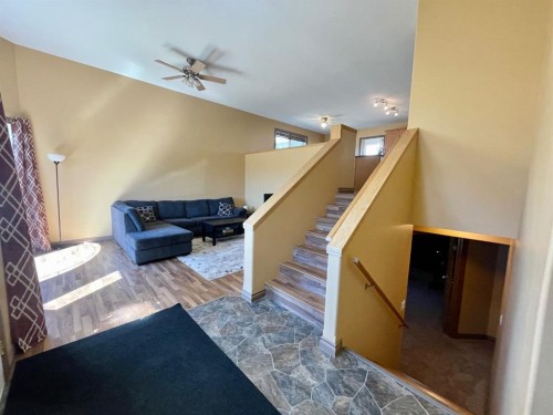 4108 16 Avenue, Edson, AB - Indoor Photo Showing Other Room