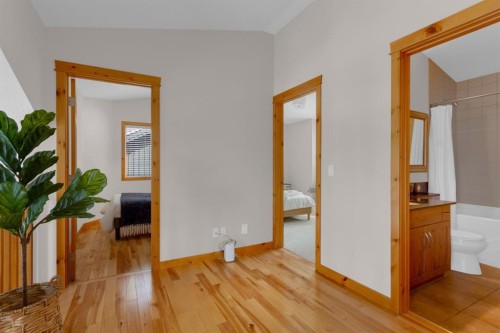 330 Casale Place, Canmore, AB - Indoor Photo Showing Other Room