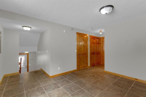 330 Casale Place, Canmore, AB - Indoor Photo Showing Other Room