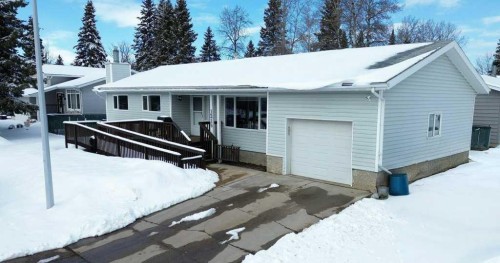 1216 10 Street SE Slave Lake, AB T0G 2A3
