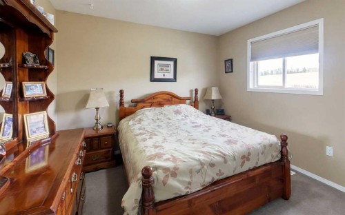 4104 18 Avenue, Edson, AB - Indoor Photo Showing Bedroom
