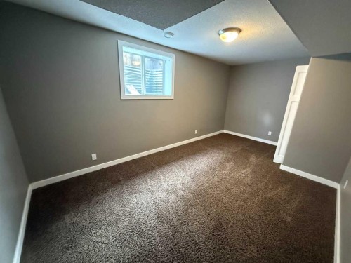 107 Wolf Willow Cove, Hinton, AB - Indoor Photo Showing Other Room