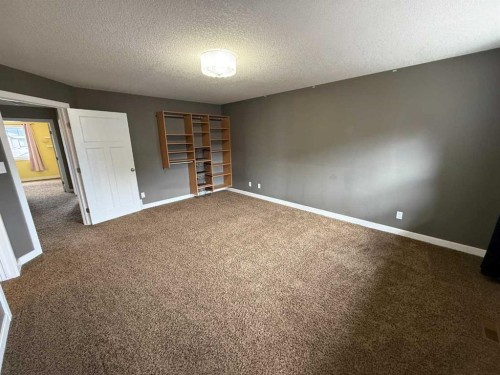 107 Wolf Willow Cove, Hinton, AB - Indoor Photo Showing Other Room