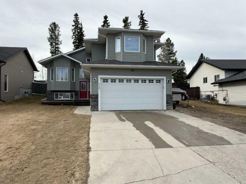 110 Muldoon Crescent, Hinton, AB - Outdoor With Facade