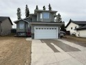 110 Muldoon Crescent, Hinton, AB  - Outdoor With Facade 