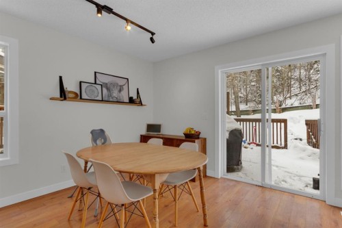 931 Wilson, Canmore, AB - Indoor Photo Showing Dining Room