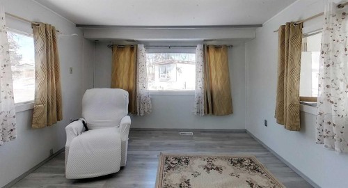 35-810 56 Street, Edson, AB 