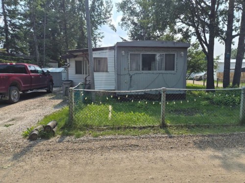 35-810 56 Street, Edson, AB 