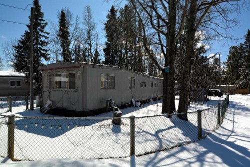 35-810 56 Street, Edson, AB 