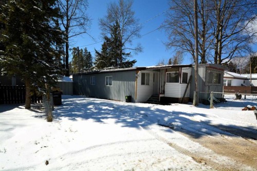 35-810 56 Street, Edson, AB 