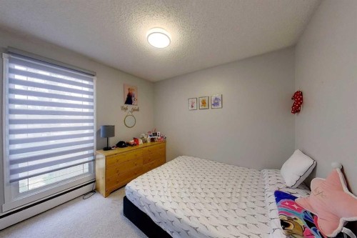 4510 8A Avenue, Edson, AB - Indoor Photo Showing Bedroom