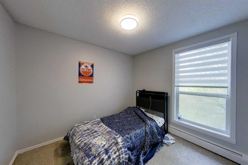 4504 8B Avenue, Edson, AB - Indoor Photo Showing Bedroom