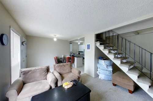 4504 8B Avenue, Edson, AB - Indoor Photo Showing Living Room