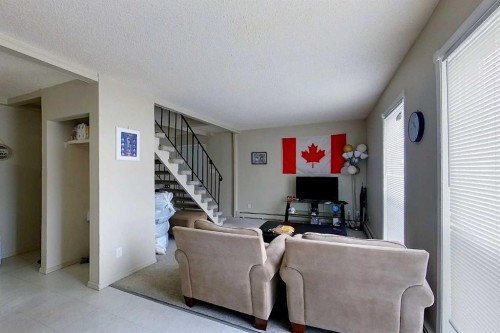 4504 8B Avenue, Edson, AB - Indoor Photo Showing Living Room