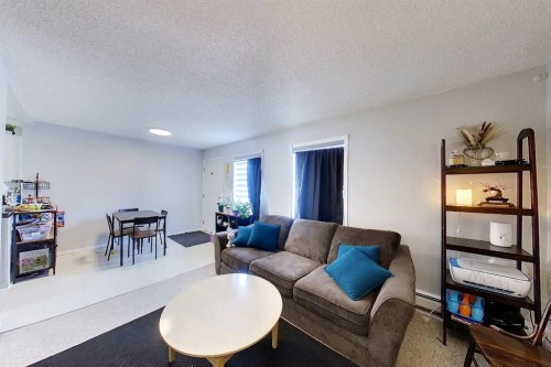 4504 8B Avenue, Edson, AB - Indoor Photo Showing Living Room
