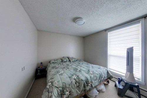 4504 8B Avenue, Edson, AB - Indoor Photo Showing Bedroom