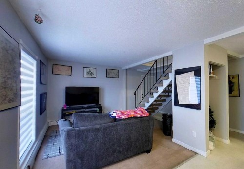 4504 8B Avenue, Edson, AB - Indoor