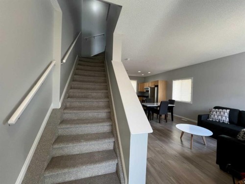 8-624 41 Street, Edson, AB - Indoor Photo Showing Other Room