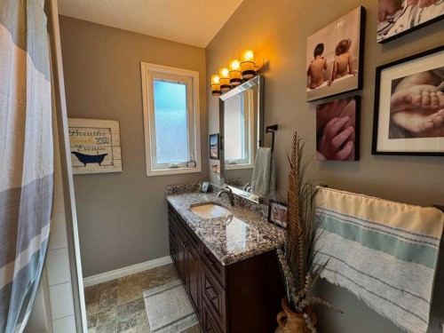 222041 Township 650 Road, Athabasca, AB - Indoor Photo Showing Bathroom