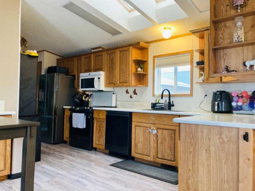 56120 Range Road 93, Mayerthorpe, AB - Indoor Photo Showing Kitchen