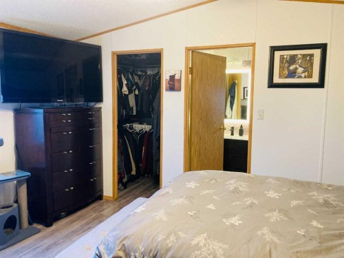 56120 Range Road 93, Mayerthorpe, AB - Indoor Photo Showing Bedroom