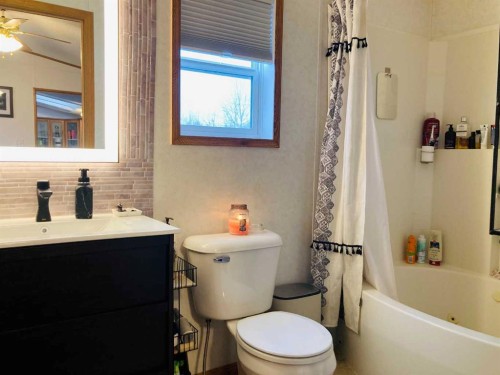 56120 Range Road 93, Mayerthorpe, AB - Indoor Photo Showing Bathroom