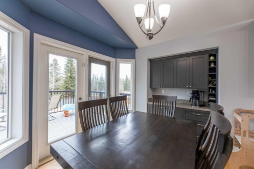 165 Muldoon Crescent, Hinton, AB - Indoor Photo Showing Dining Room