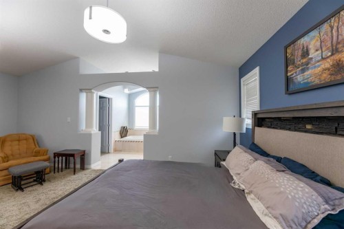 165 Muldoon Crescent, Hinton, AB - Indoor Photo Showing Bedroom