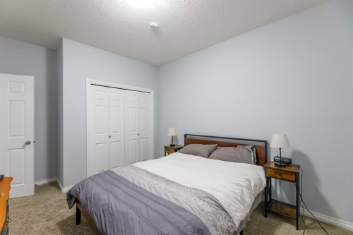 165 Muldoon Crescent, Hinton, AB - Indoor Photo Showing Bedroom