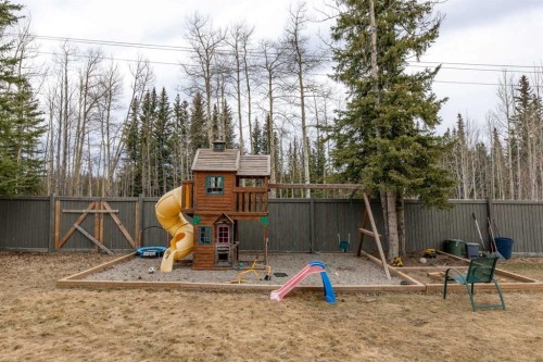 165 Muldoon Crescent, Hinton, AB - Outdoor