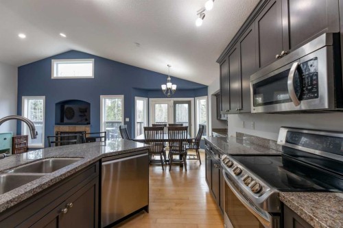 165 Muldoon Crescent, Hinton, AB - Indoor Photo Showing Kitchen With Double Sink