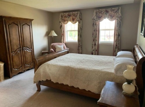 113 Park Drive, Whitecourt, AB - Indoor Photo Showing Bedroom