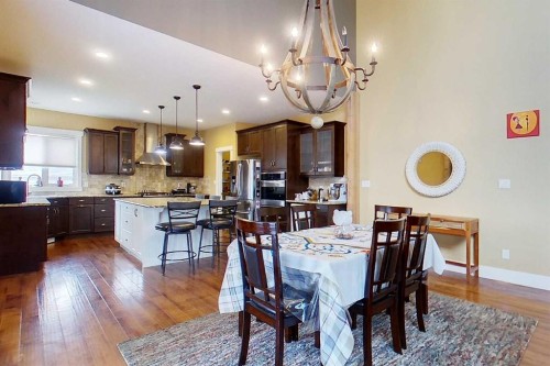 10 Parkdale Way Se, Slave Lake, AB - Indoor Photo Showing Dining Room