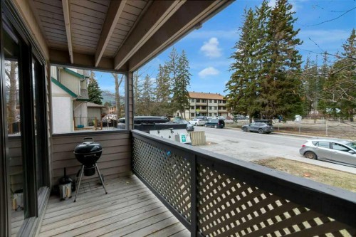 111-414 Squirrel Street, Banff, AB - Outdoor
