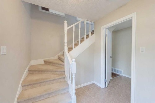 4307 10 Avenue, Edson, AB - Indoor Photo Showing Other Room