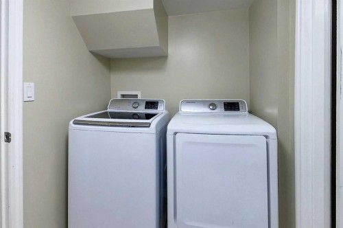 4307 10 Avenue, Edson, AB - Indoor Photo Showing Laundry Room