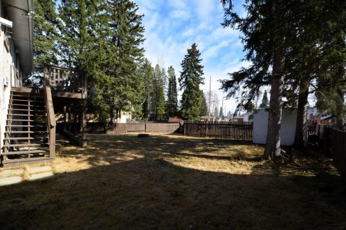 4307 10 Avenue, Edson, AB - Outdoor