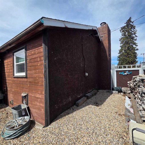 5015 8 Avenue, Edson, AB - Outdoor