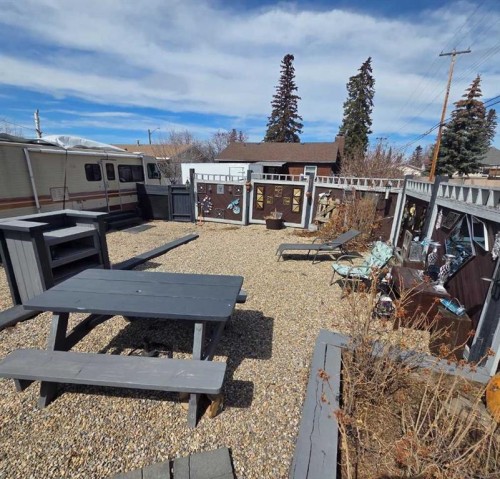 5015 8 Avenue, Edson, AB - Outdoor