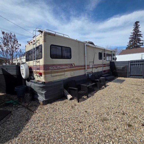 5015 8 Avenue, Edson, AB - Outdoor