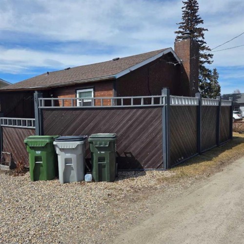 5015 8 Avenue, Edson, AB - Outdoor