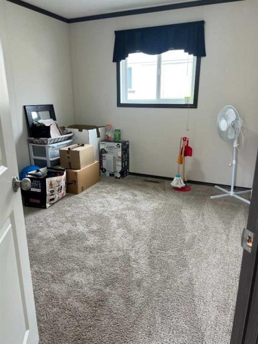 812 5 A Street, Fox Creek, AB - Indoor